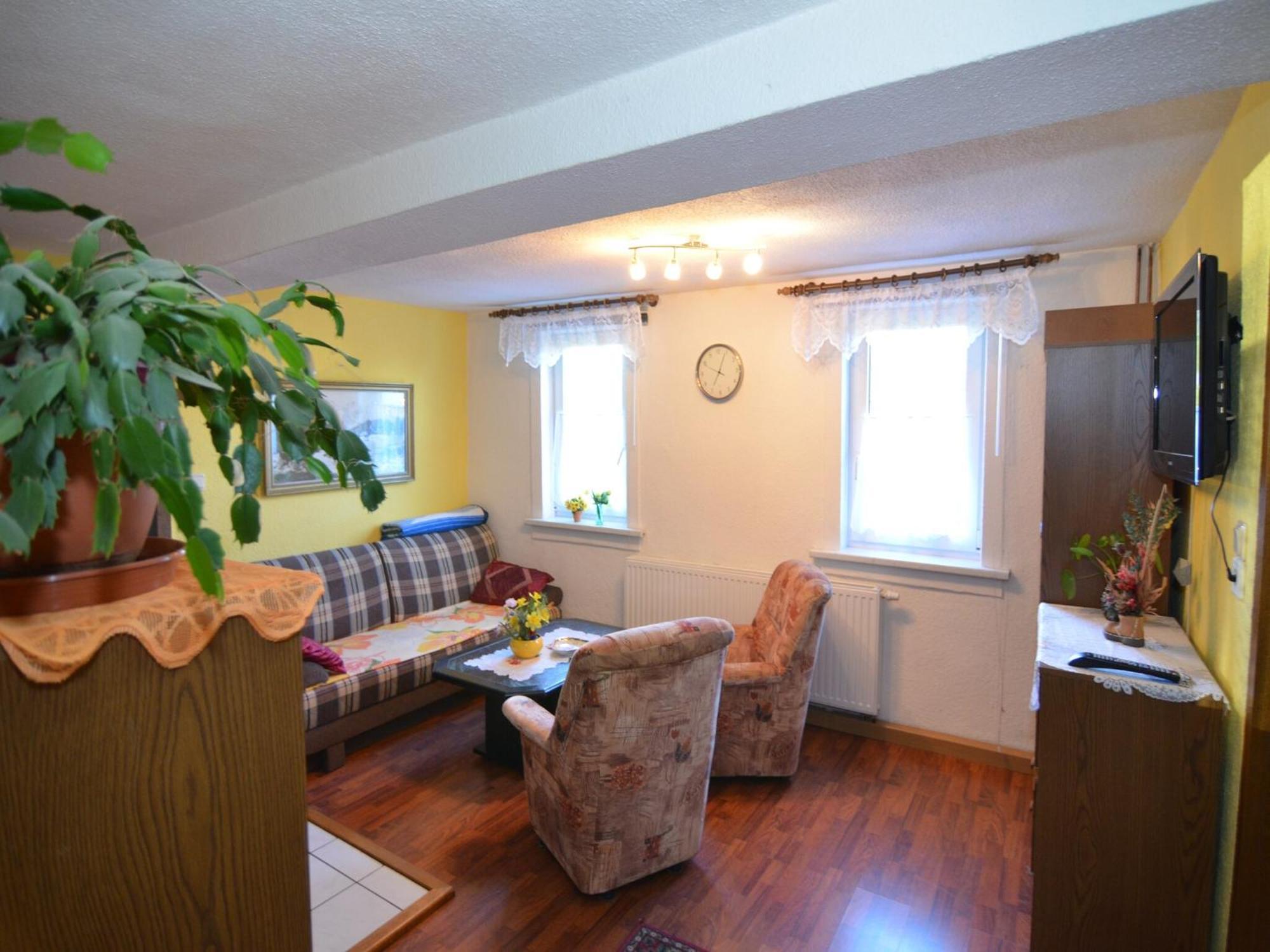 Holiday Home In Neustadt Am Rennsteig With Pond ภายนอก รูปภาพ