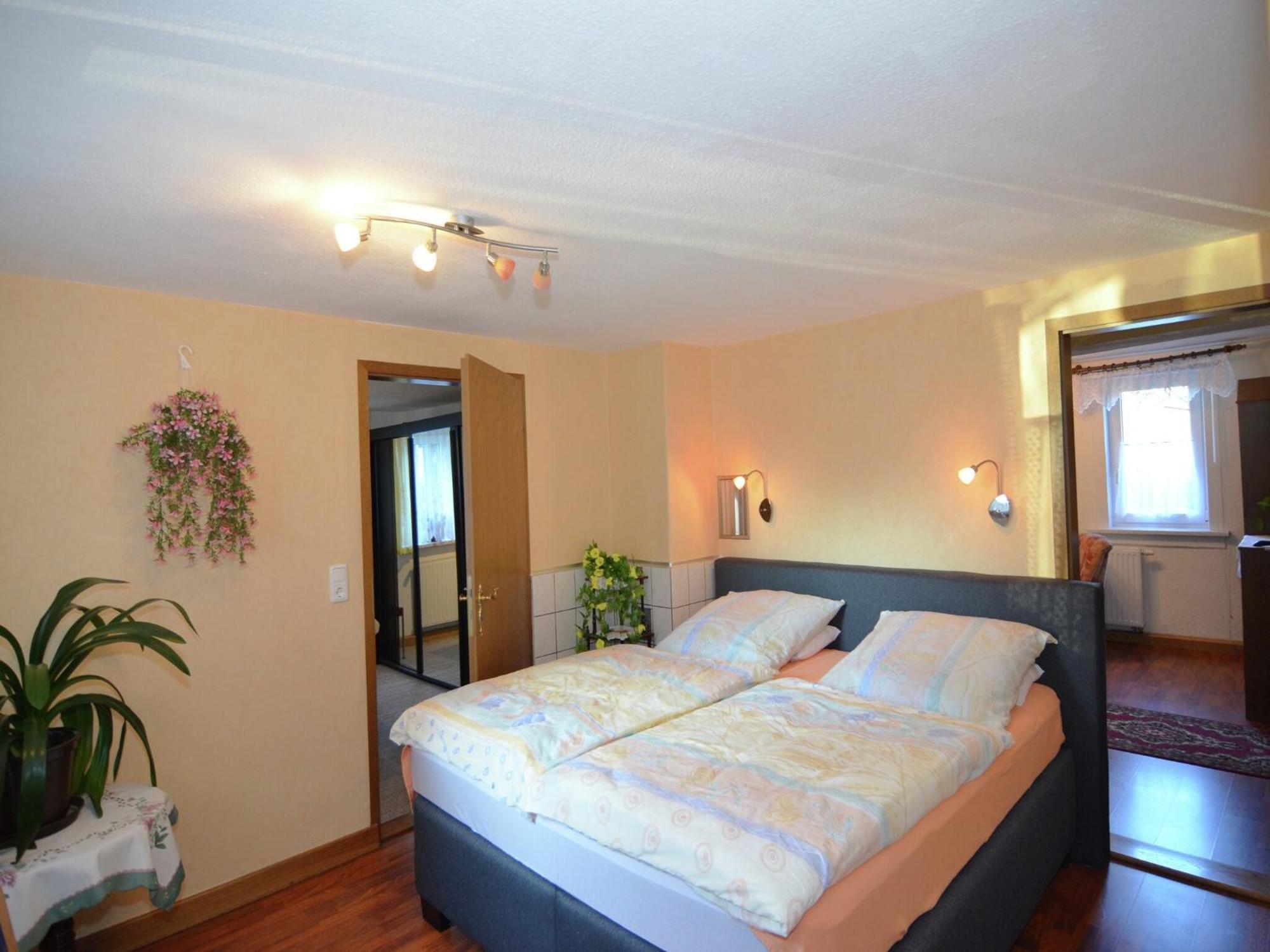 Holiday Home In Neustadt Am Rennsteig With Pond ภายนอก รูปภาพ