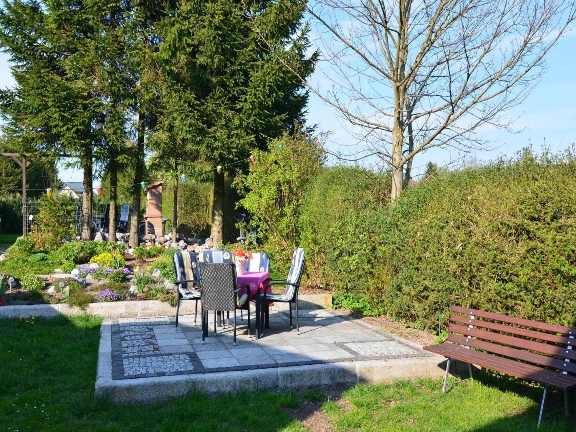 Holiday Home In Neustadt Am Rennsteig With Pond ภายนอก รูปภาพ