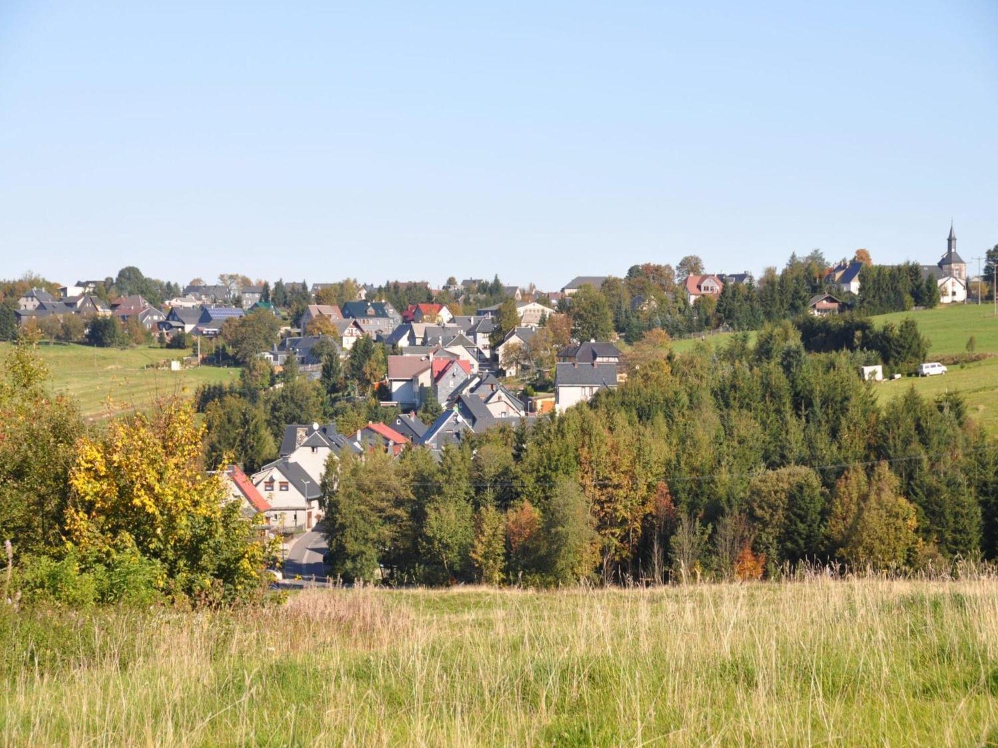 Holiday Home In Neustadt Am Rennsteig With Pond ภายนอก รูปภาพ