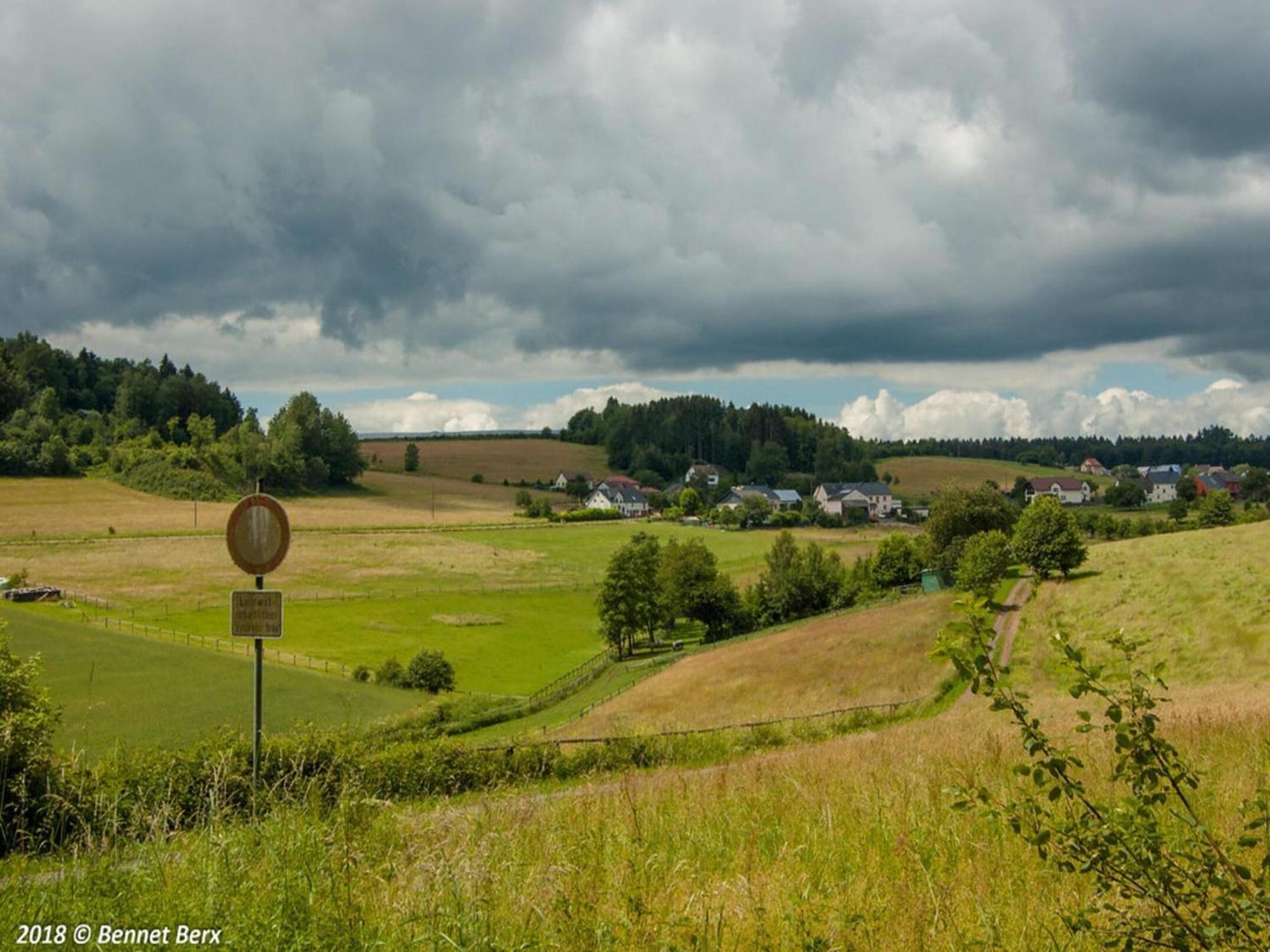 Holiday Home In Neustadt Am Rennsteig With Pond ภายนอก รูปภาพ